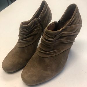 sofft suede high heels